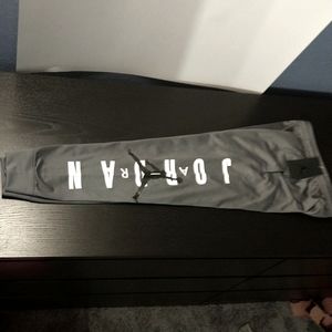 Kids Jordan Pants Medium